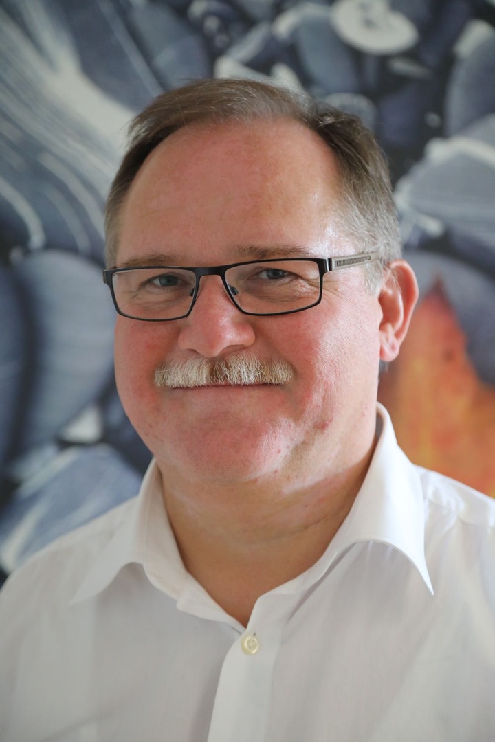 Portrait Pfarrer Stefan Redelberger